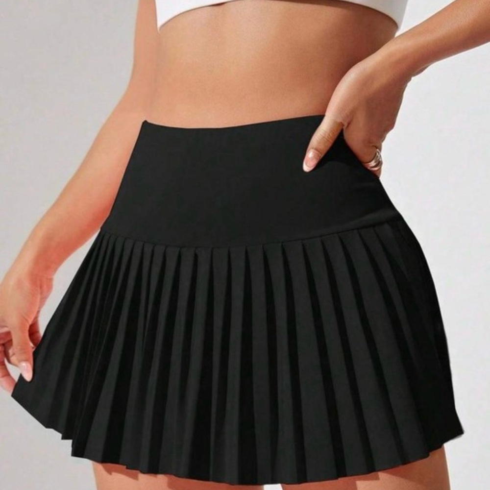 Black Pleated Mini Skirt